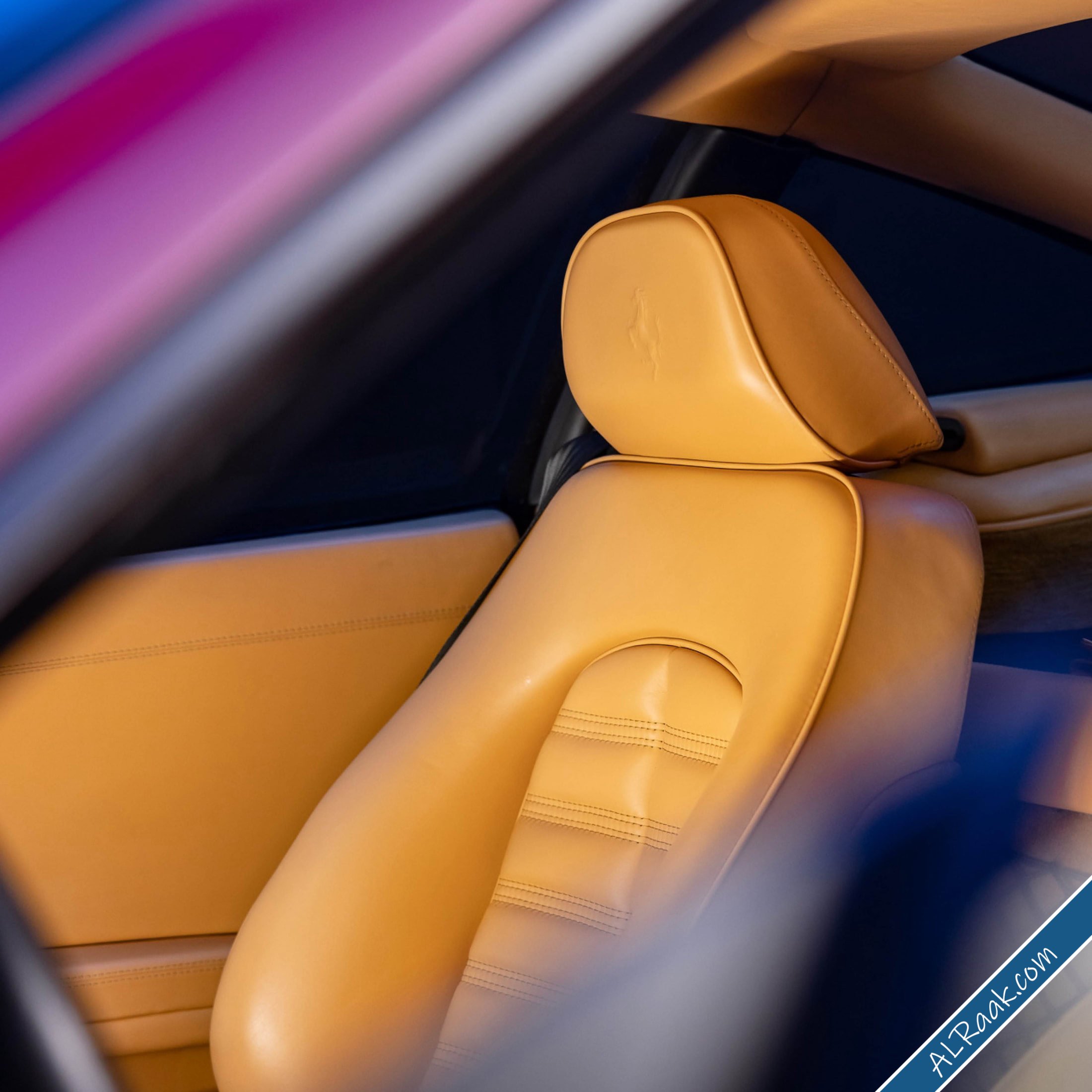سيارة مايكل جوردن من نوع فيراري تُباع بـ27 مليون دولار-3.jpg