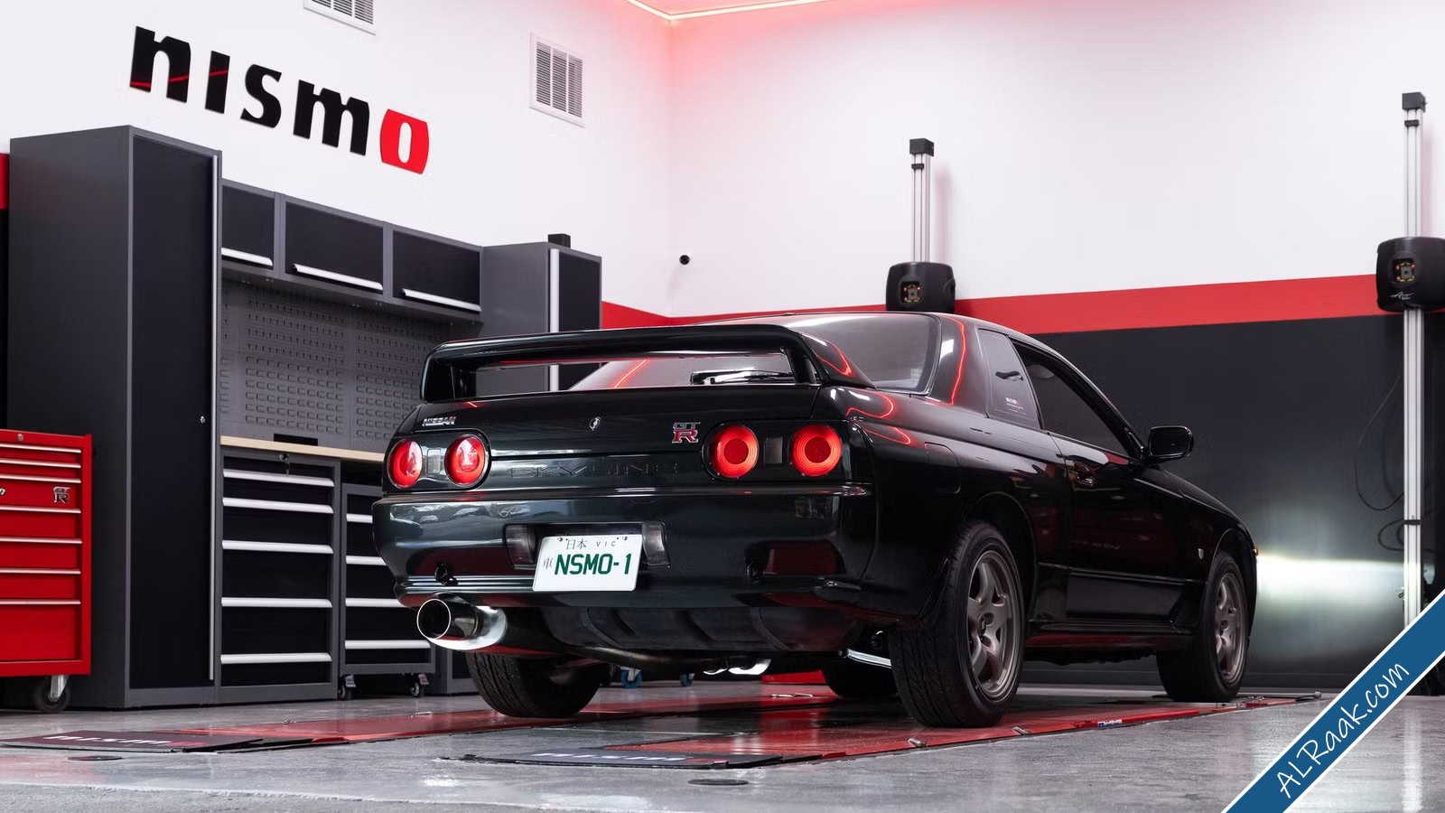 نيسان تفتتح أول مركز نيسمو خارج اليابان لصيانة وترميم سيارات سكايلاين GTR-3.jpg