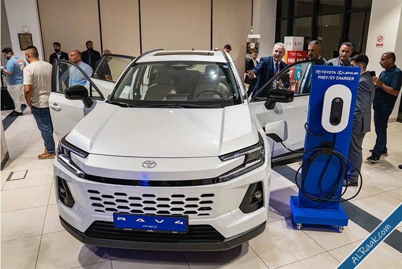 تويوتا bZ4X الكهربائية وراف 4 الـ PHEV الجديدتان تصلان العراق-1.jpg