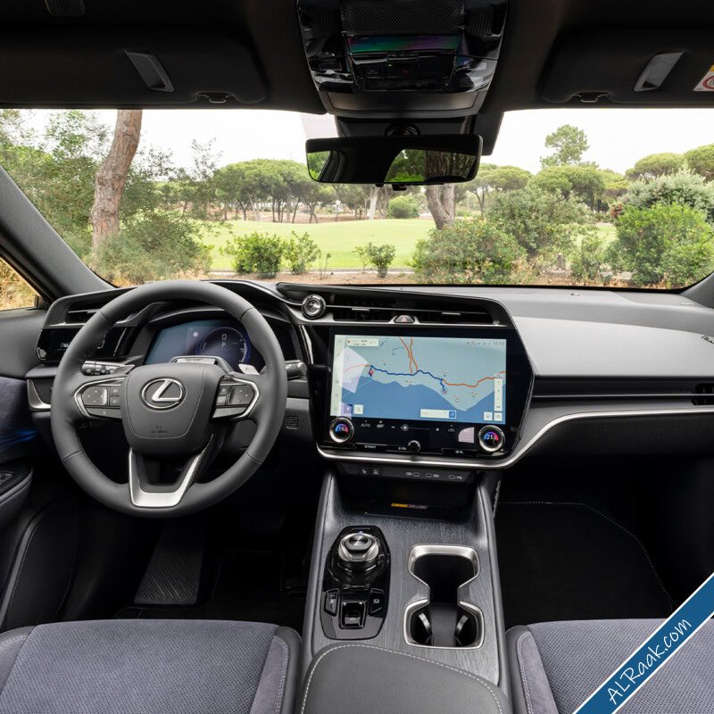 سيارات لكزس الجديدة تصل الإمارات RZ500e وES500e الكهربائيتان وES350h الهجينة-5.jpg