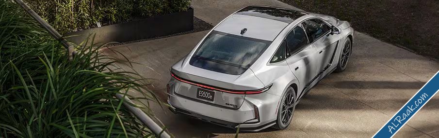 سيارات لكزس الجديدة تصل الإمارات RZ500e وES500e الكهربائيتان وES350h الهجينة-7.jpg