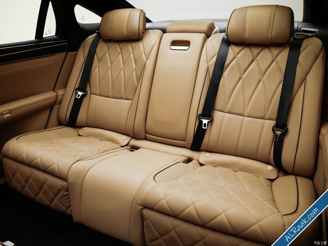 بدء بيع BYD دا هان مدى 1008 كلم وشحن 97 بـ9 دقائق-4.jpg