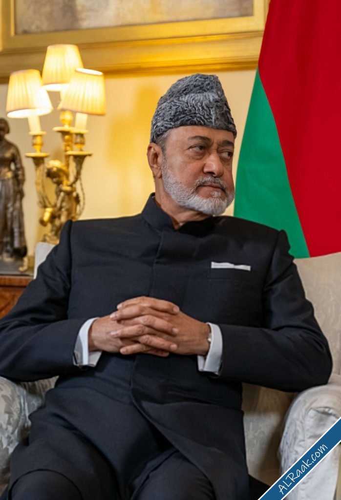 بالصور جلالةُ السُّلطان المُعظّم ورئيسُ وزراء المملكةِ المُتّحدةِ يعقدان جلستيْ مُباحثات ثنائي...jpg
