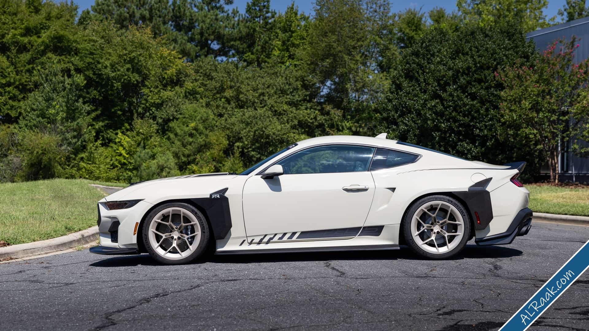 فورد موستنج RTR Spec 5 بقوة 870 حصاناً متاحة لـ 50 محظوظاً سنوياً-2.jpg