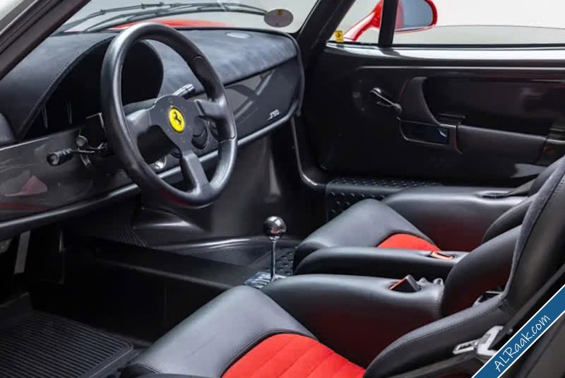فيراري F50 نادرة ستُعرض في مزاد وقد تباع بأكثر من 20 مليون دولار-2.jpg