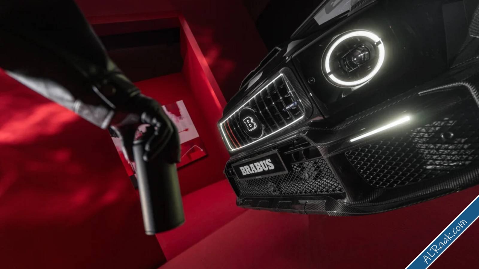 تسارع السيارات الرياضية بيك أب مرسيدس AMG G 63 بقوة 900 حصان-1.jpg