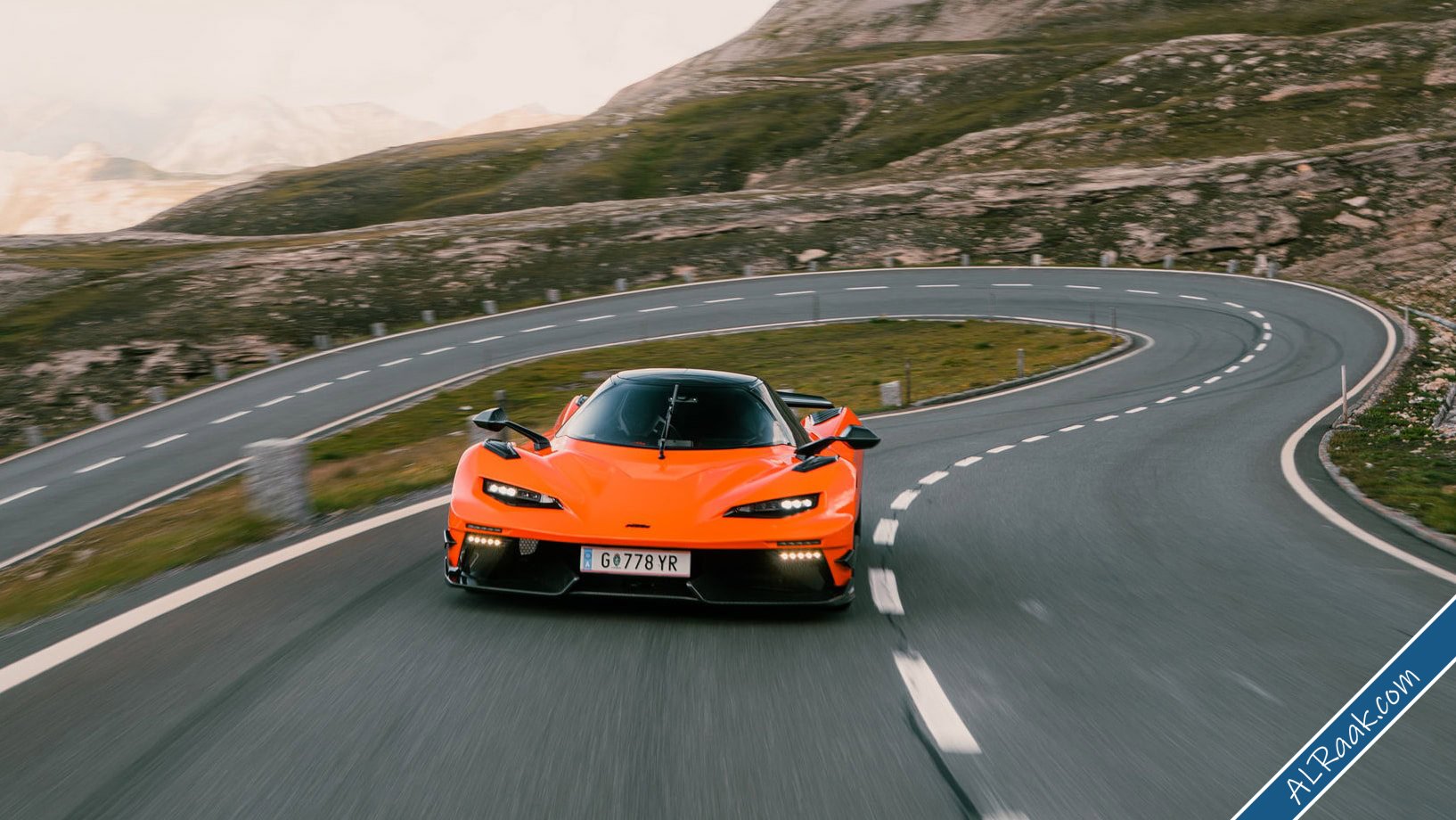 KTM XBow تتجدد سقف قابل للإزالة ونسخة EVO بقوة 592 حصاناً-2.jpg