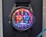 شركة BOE تستعرض شاشة Micro-LED للساعات الذكية بسطوع قياسي يبلغ 6000 شمعة وسط تحديات في كفاءة الطاقة