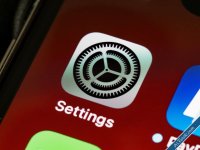 أبل تطلق iOS 27 بميزة جديدة لمكافحة الاحتيال البنكي.. لكنها معطلة افتراضيًا