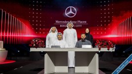 كريم بنزيما يشتري من مساكن مرسيدس في دبي-3.jpg