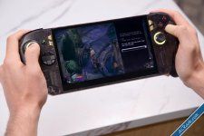 مراجعة ASUS ROG Xbox Ally X20 شاشةOLED مذهلة وتصميم فاخر لعشاق الألعاب المحمولة-3.jpg