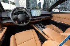 سيارات لكزس الجديدة تصل الإمارات RZ500e وES500e الكهربائيتان وES350h الهجينة-10.jpg